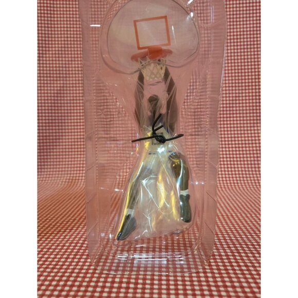 Hallmark Keepsake Shaquille O'Neal Ornament Dunking Collectible with Card - Picture 5 of 11